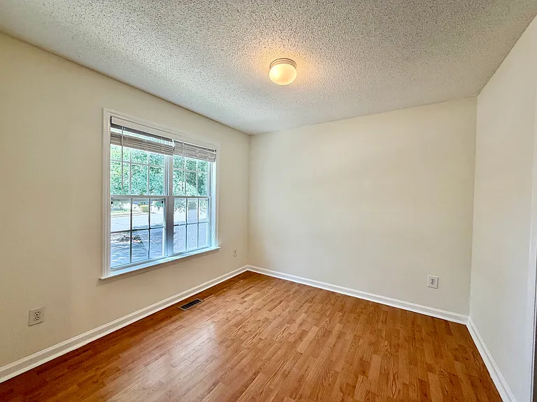 141 Creek Commons Ave — Photo 12