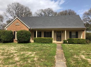 5686 Ashbriar Ave, Memphis, TN 38120