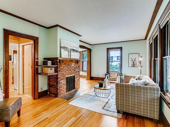 5th image of 243 Bedford St SE
