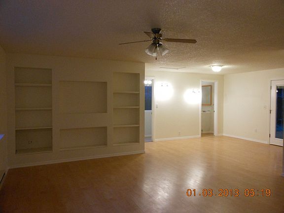 3rd image of 8830 Quinault Dr NE