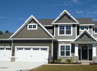 5681 Copper Corner Ct SE, Caledonia, MI 49316