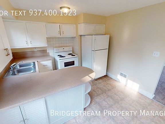 2nd image of 1940 W Schantz Ave APT 1