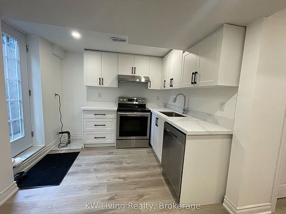 5th image of 2608 Pinkwell Dr #B