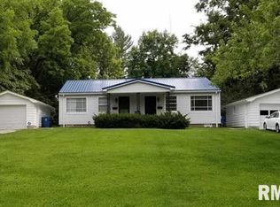 705 Maple St, Mount Vernon, IL 62864