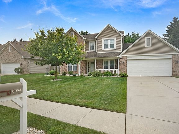 3rd image of 9934 Tudor Ct