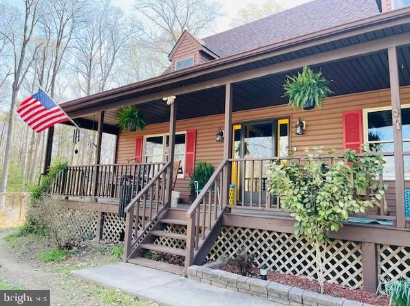 15598 Dickinsons Corner Dr, King George, VA 22485