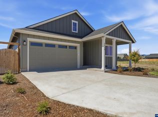 1715 SE Hankel St, Dallas, OR 97338