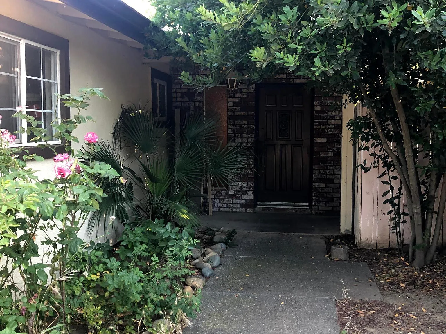 2 bed, 1100 sqft, $2,850 — Photo 2