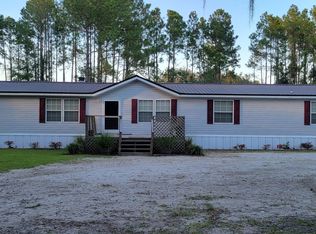 472 SE Tiger Rd, Mayo, FL 32066