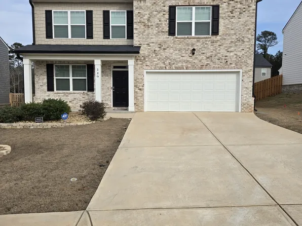 220 Montgomery Dr, Stockbridge, GA 30281