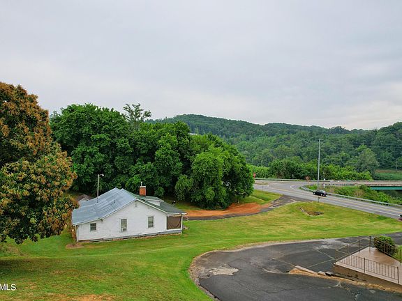 2nd image of 104 Highway 160 #1