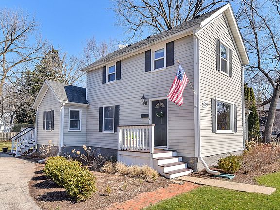 2nd image of 609 E Liberty Dr