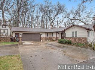 1620 Woodland Dr, Hastings, MI 49058