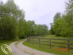 2nd image of 2075 Fisk Rd