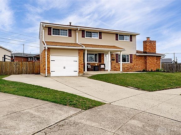 3rd image of 1003 Clayton Ct