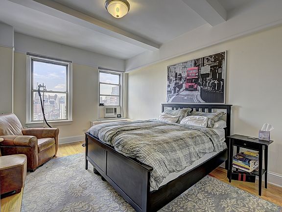 5th image of 520 Amsterdam Ave #7A