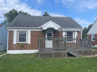 2211 S Yellow Springs St, Springfield, OH 45506