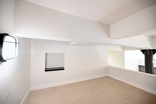 Rented by Urbane Brokerage | media 19