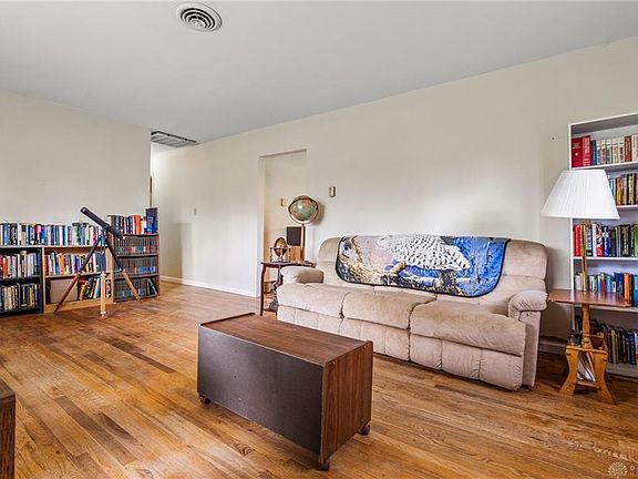 4th image of 4082 Chalfonte Dr