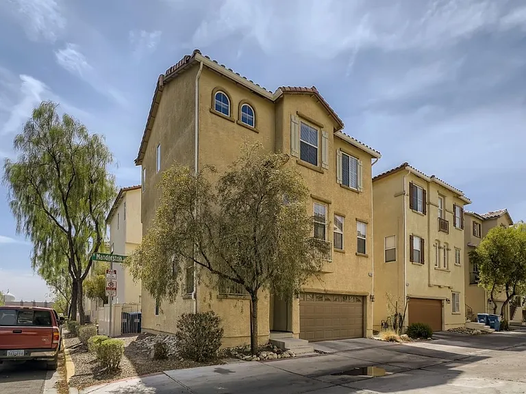 4782 Manderston Ct — Photo 13