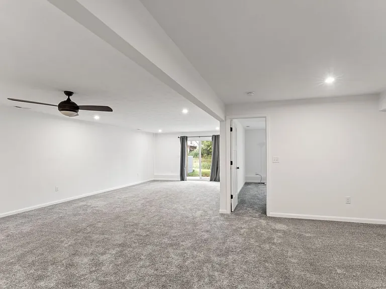 10046 Windcrest Farms Ln — Photo 26