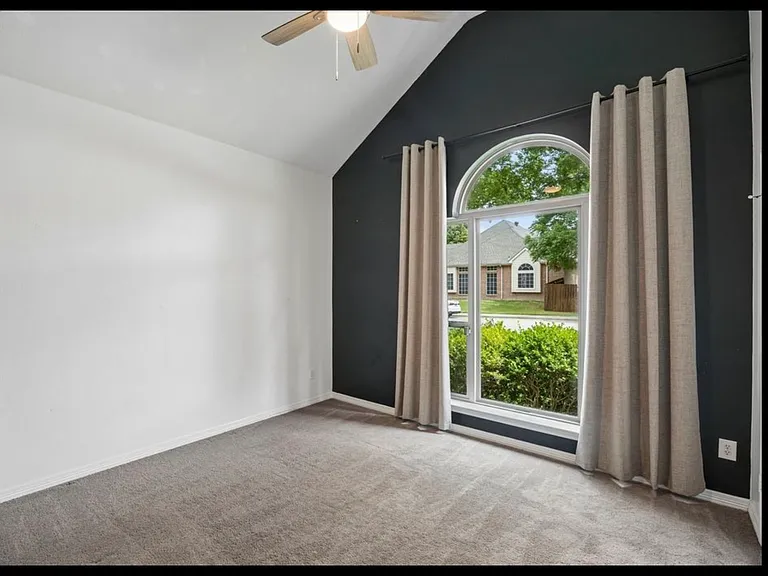 1760 Wind Hill Rd — Photo 27