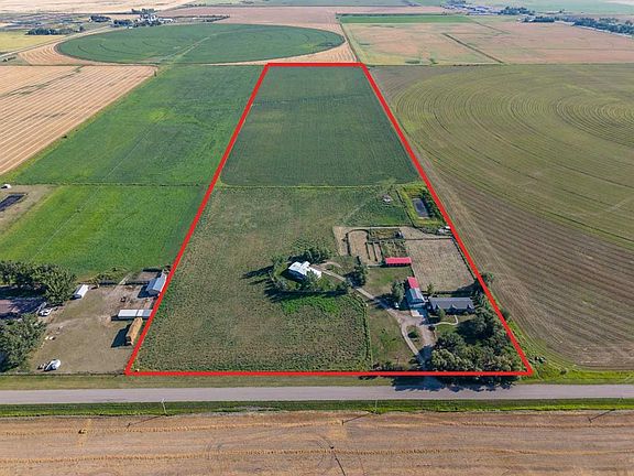 3rd image of 213037 Township Road 64