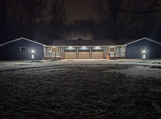 1356 Sodom Hutchings Rd SE, Girard, OH 44420