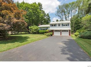 4 Marget Ann Ln, Suffern, NY 10901
