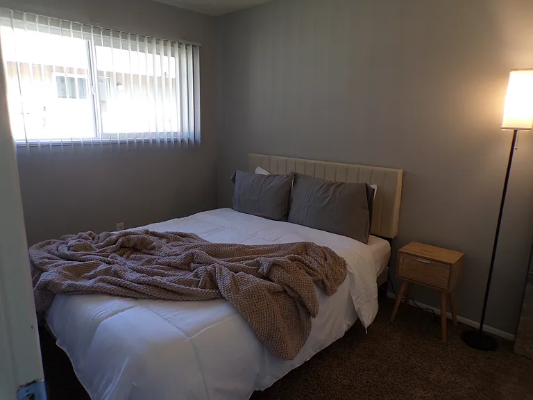5102 SW 45th Ave — Photo 19