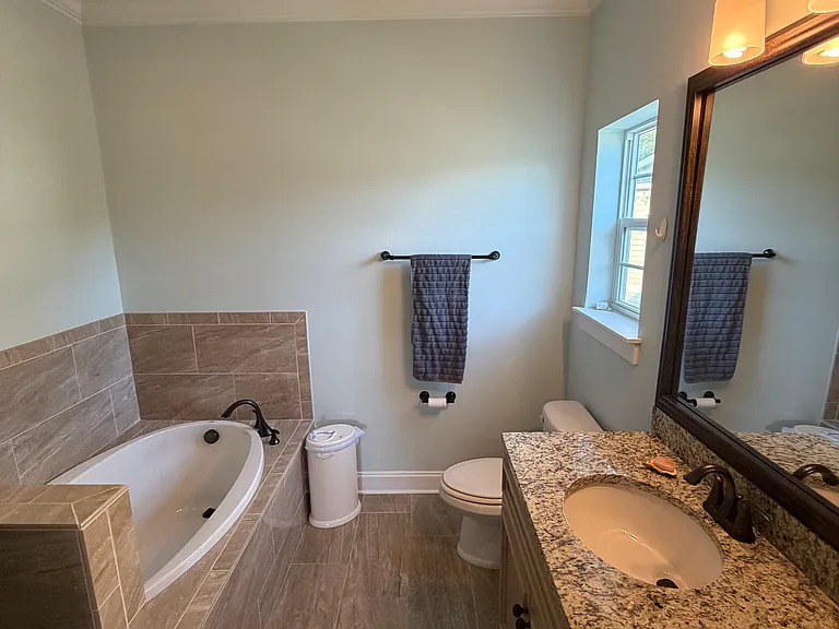 Owners Suit 2 bathroom