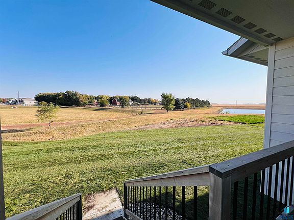 2nd image of 910 Johnson Creek Court Ct