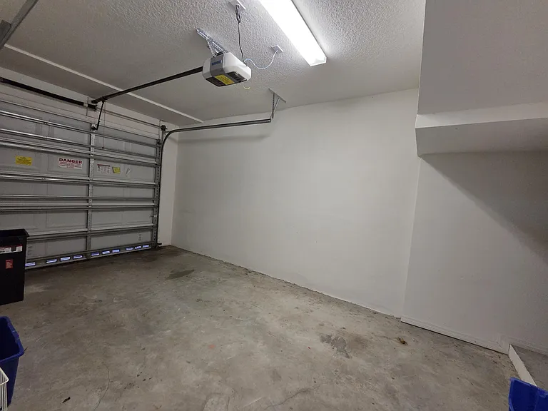 4507 Mediterranean Cir — Photo 18
