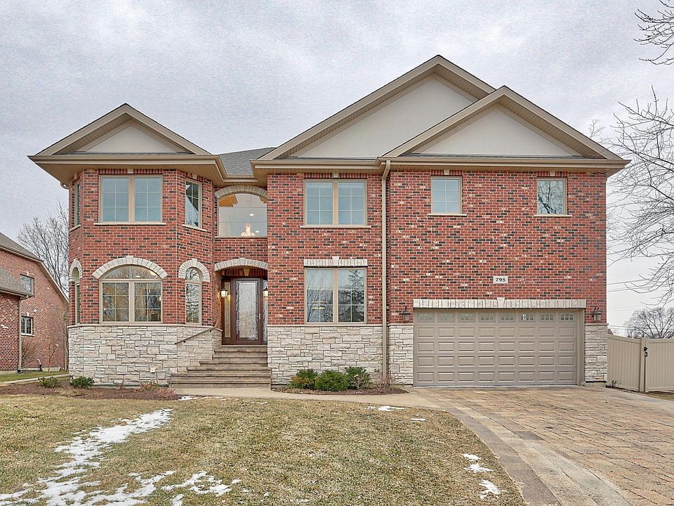 1st image of 795 W Anthony Dr