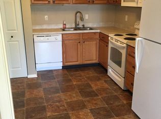1040 Brinker Dr APT 301, Hagerstown, MD 21740