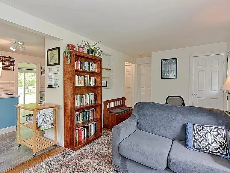 36 Draper Ave — Photo 12