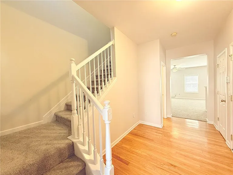 1833 Willow Branch Ln NW — Photo 4