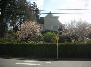 421 McClaine St, Silverton, OR 97381