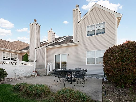 3rd image of 78 Saddle Lakes Dr