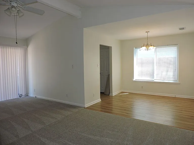 1625 Chippeway Ln — Photo 14