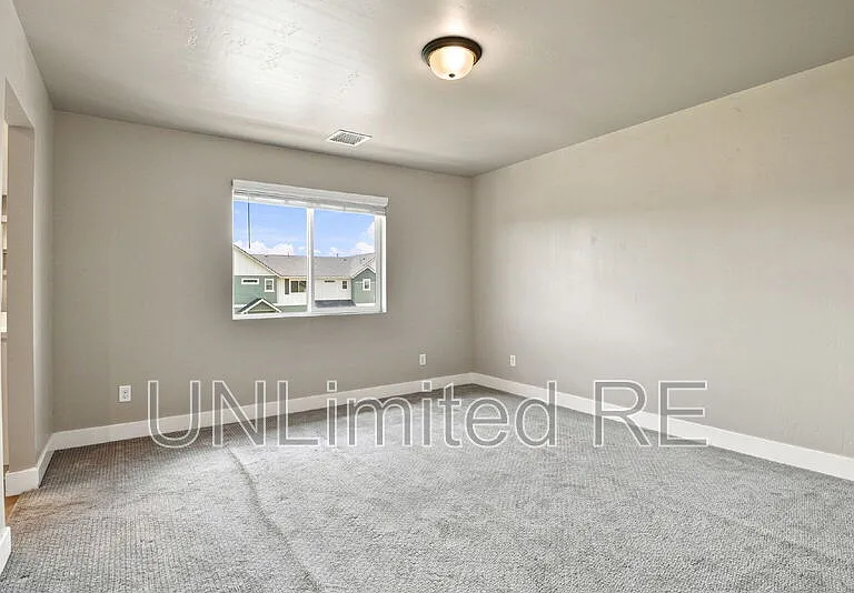 12249 Curtis Ct — Photo 18