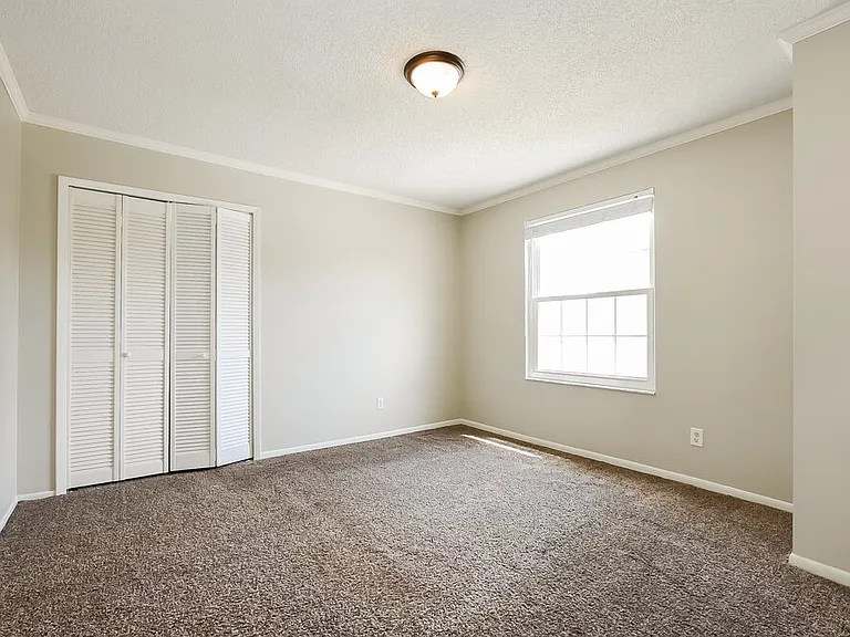1002 Gotwalt Dr — Photo 14