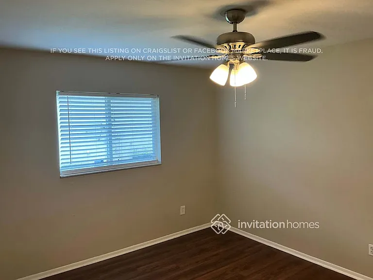 1803 SW 38th Ln — Photo 8
