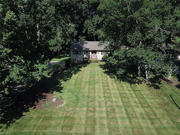 3rd image of 2894 Premae Dr