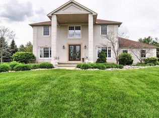 13124 Harborview Dr, Linden, MI