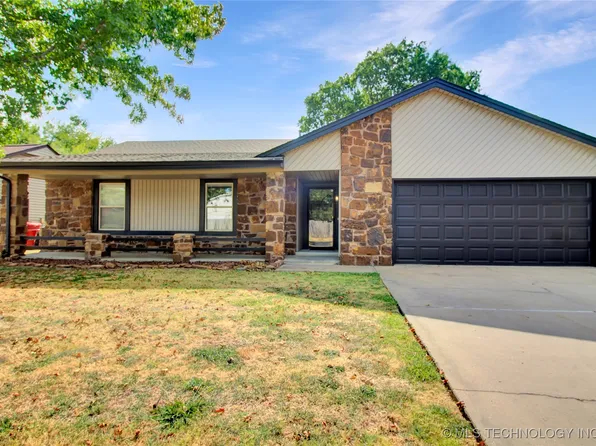8214 N 122nd East Ave, Owasso, OK 74055
