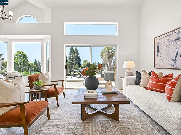 4th image of 140 Cortona Dr