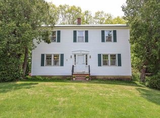 39 Ox Bow Ln, Gilford, NH 03249