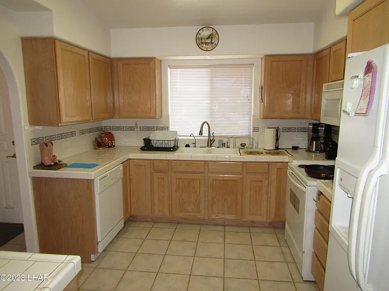 3221 Star Dr — Photo 8