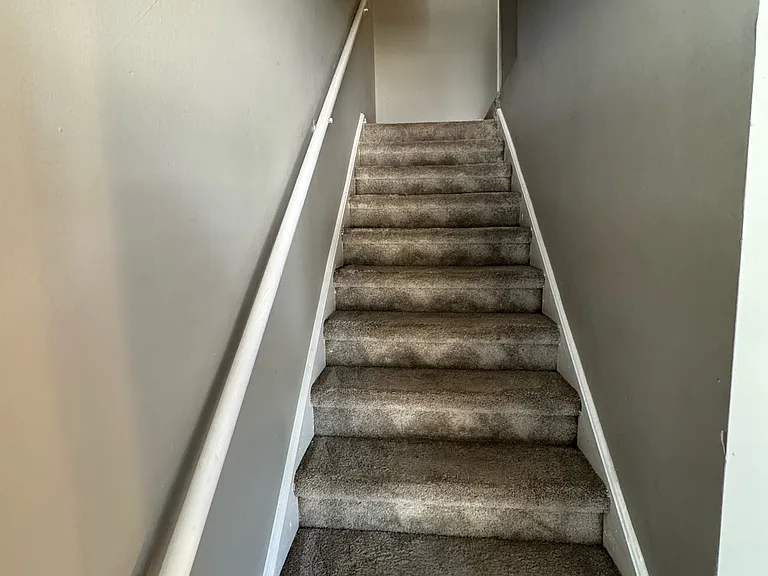 121 Aqua Ct — Photo 11